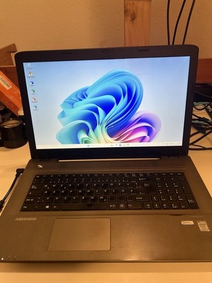 medion akoya 17 zoll E7415 I5 Von 5 Generation