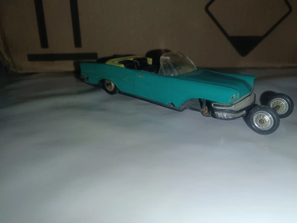 Chrysler New-Yorker Norev 1/43 manque les 2 roue devant pour pièces - Photo 4/4