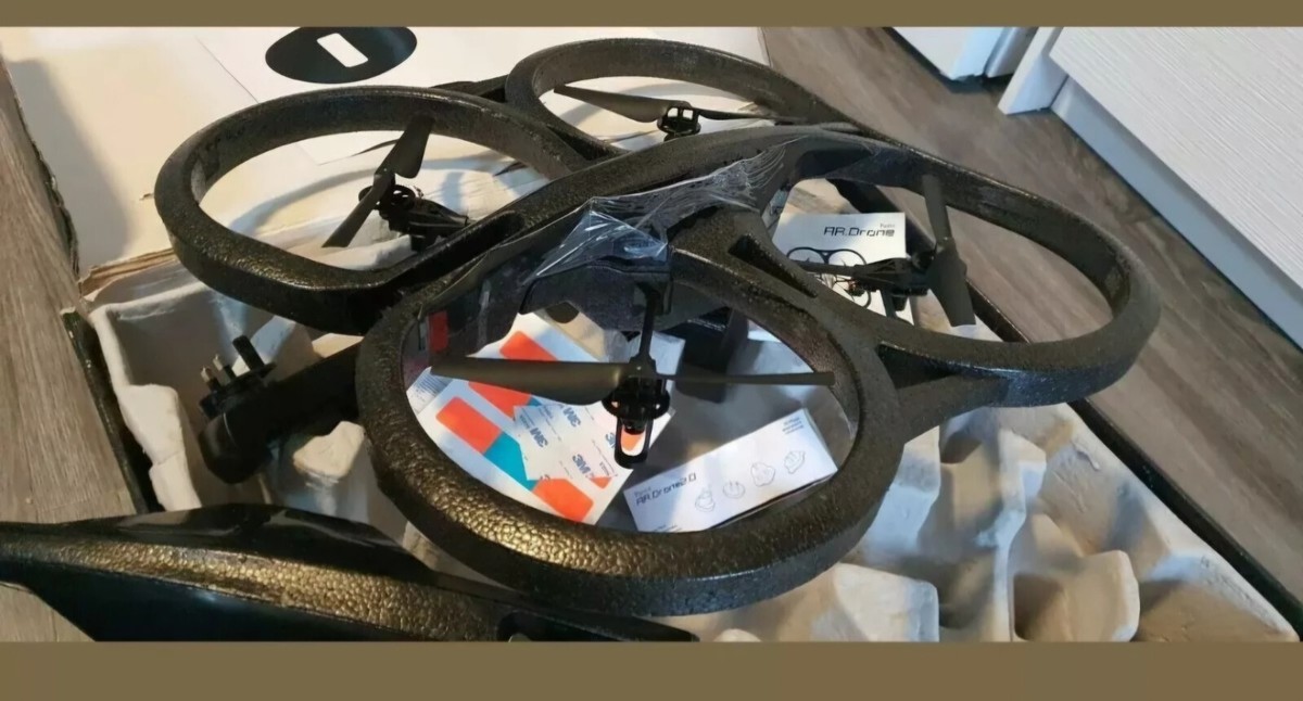 Parrot AR.Drone 2.0 Power edition fully working good condition big