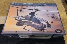 Kitty Hawk 1/48 Scale AH-1Z Viper Plastic Helicopter Model KH80125