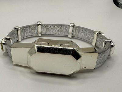 Unique Nine West Silver Tone USB to Lightning Bracelet Charging Cable Size 6.25
