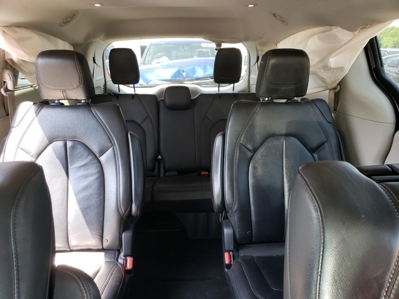 PACIFICA  2017 Glove Box 4666587 thumbnail 10