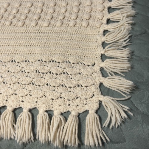 Manta afgana vintage crochet beige flecos 70”x46” lana? Palomitas de maíz 3D pesadas - Imagen 8 de 13