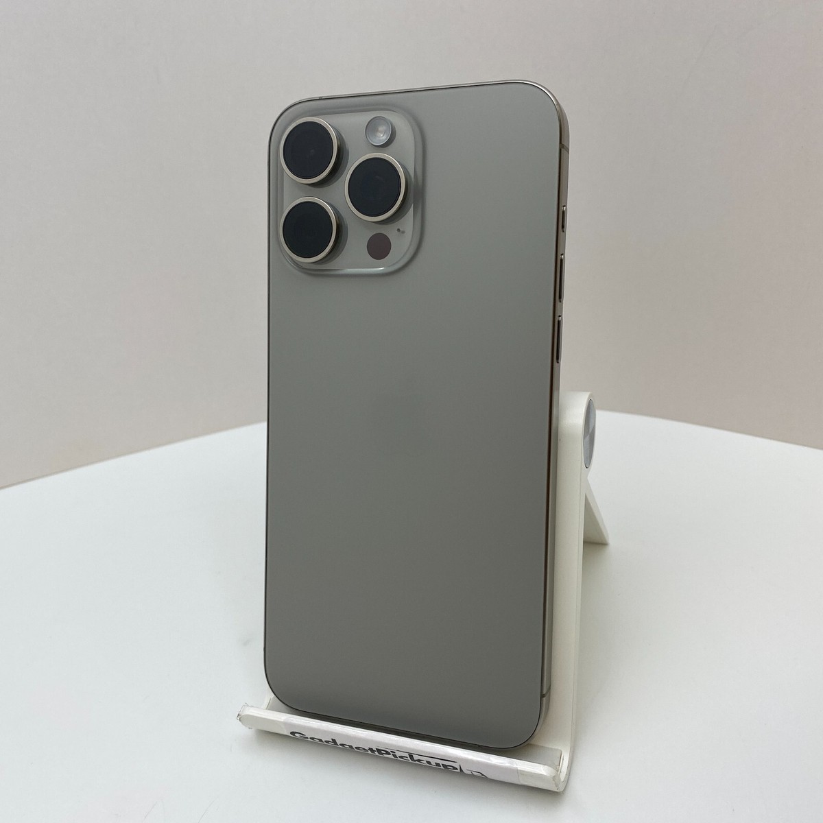 Apple iPhone 15 Pro Max - 256GB - Natural (AT&T/Cricket ONLY