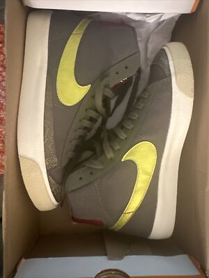 Nike Blazer Mid 77