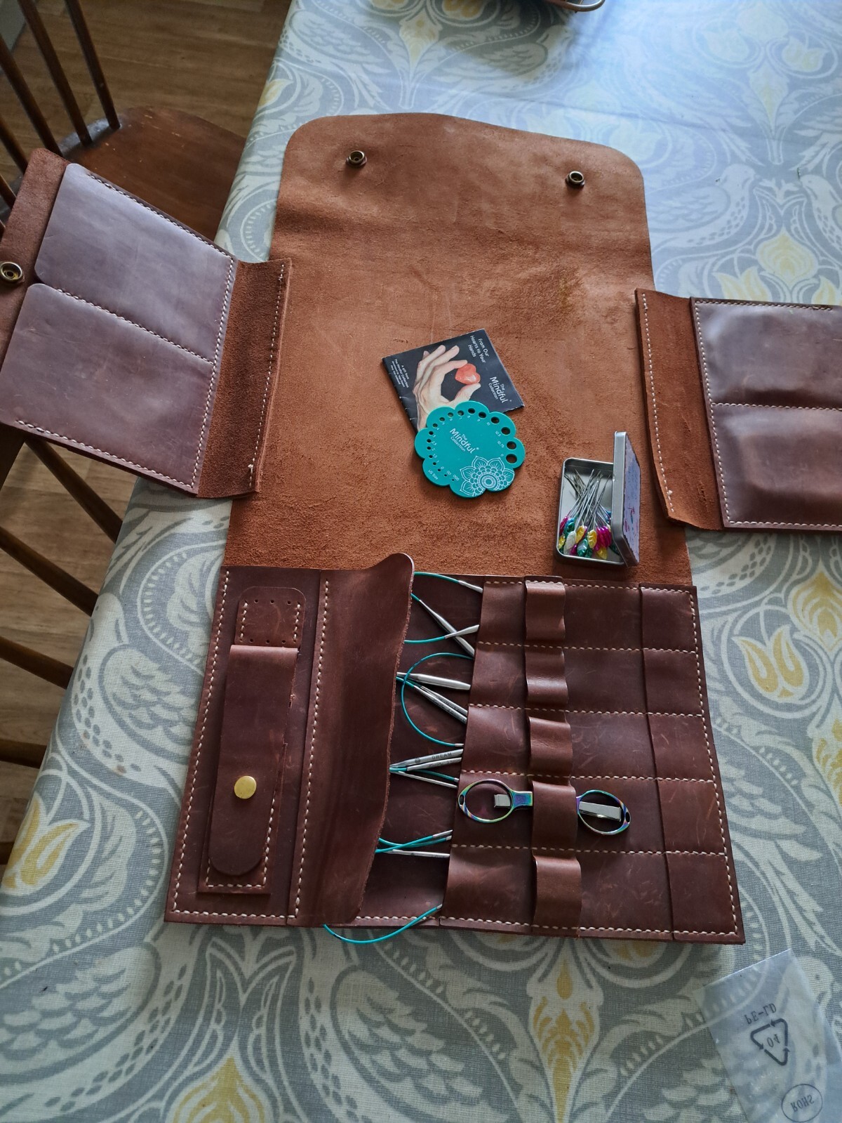 Stunning Natural Leather Knitting Needle Binder containing Mindfullnes set eBay