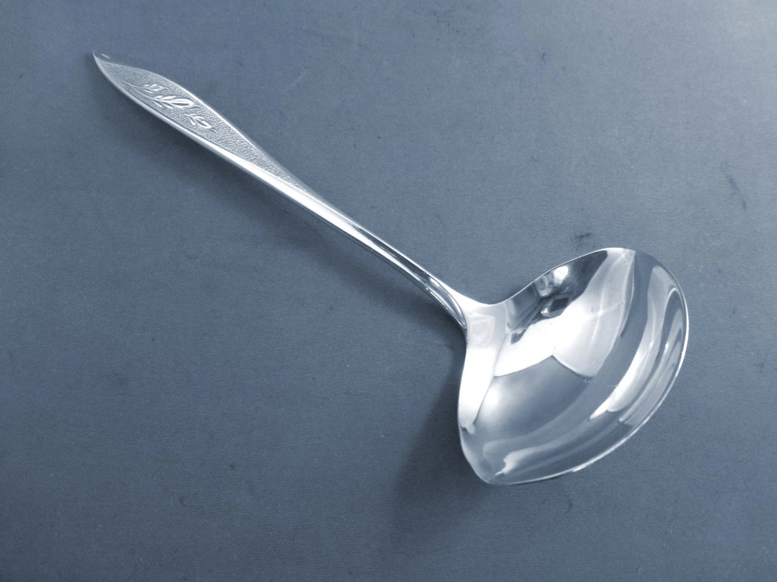 FIRST FROST-ONEIDA STERLING SAUCE LADLE