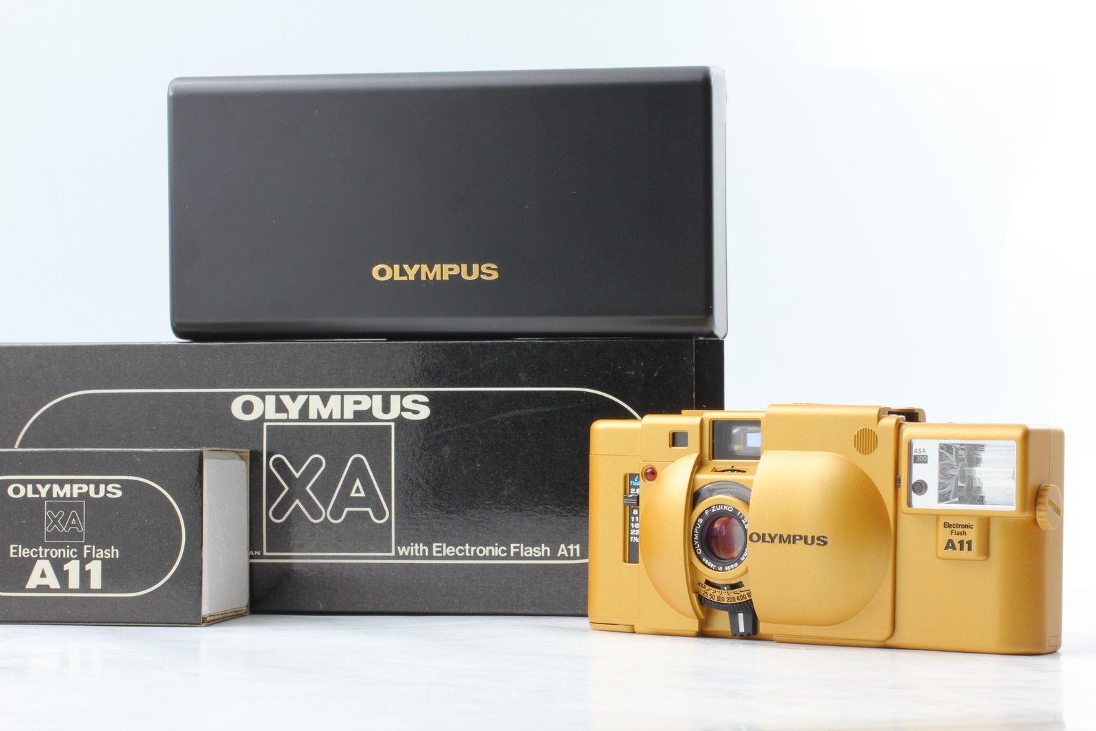 Super Rare Unused IN BOX Olympus XA Gold 35mm Rangefinder Camera A11 Flash JAPAN