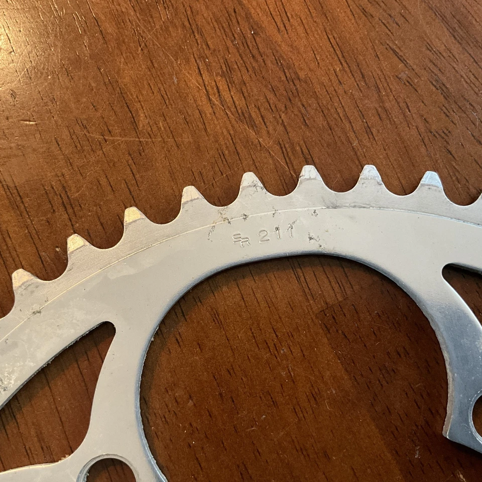 Винтажная передняя звездочка SR 211 — 53 зуба — 130 BCD — 5 болтов — серебристый сплав — б/у - Изображение 3 из 4
