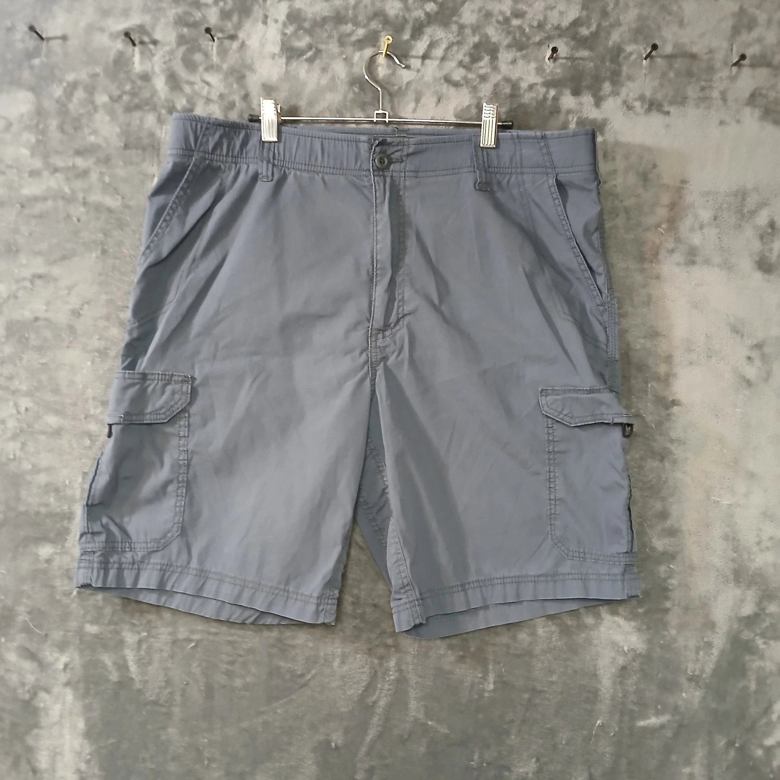 LEE EXTREME MOTION CARGO SHORTS MENS 38 BLUE STRETCH PERFORMANCE SERIES FLEX