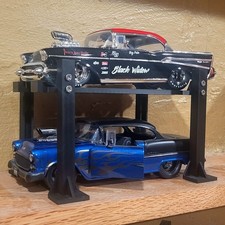 4 Post Lift For 1/24 Scale Model Cars Garage Stacker For Car Display 2 Car Lift