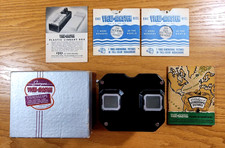 Sawyer's View-Master Vintage Stereoscope with Two Reels, Original Box, Catalogue