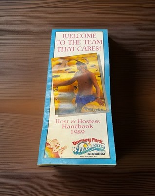 Dorney Park & Wildwater Kingdom 1989 Host & Hostess Handbook Allentown PA Vtg