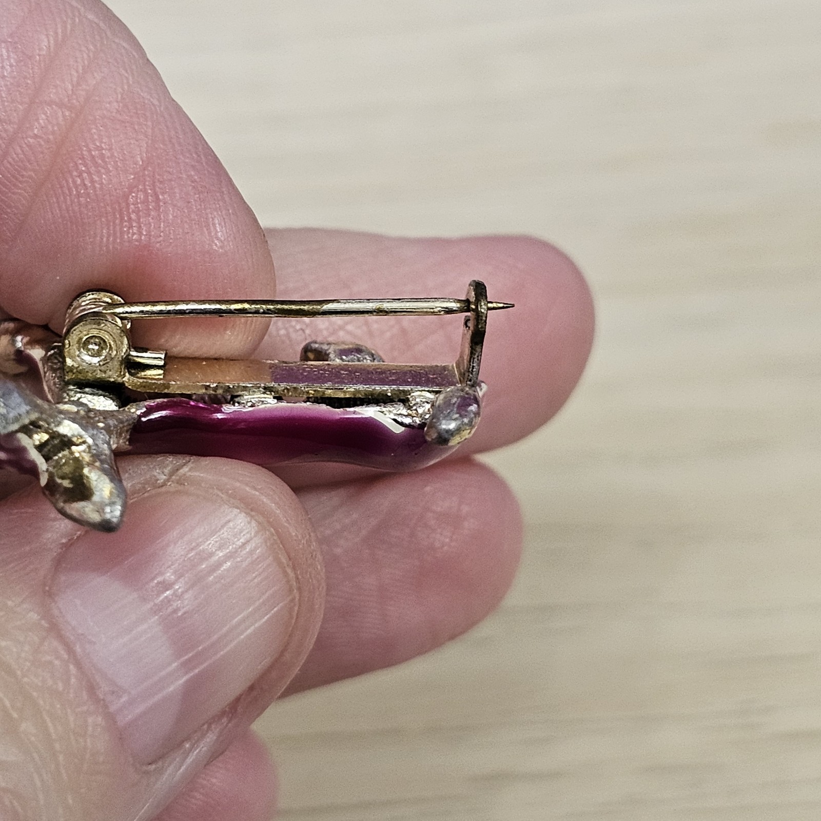 Photo 8 of Vintage Scotty Dog "Hollywood" Signed Enamel Brooch