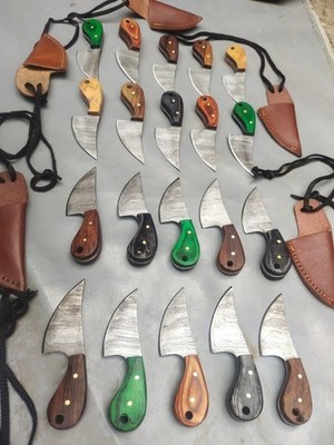 Lot of 20 Damascus steel neck knife 5'' picas with leather sheet