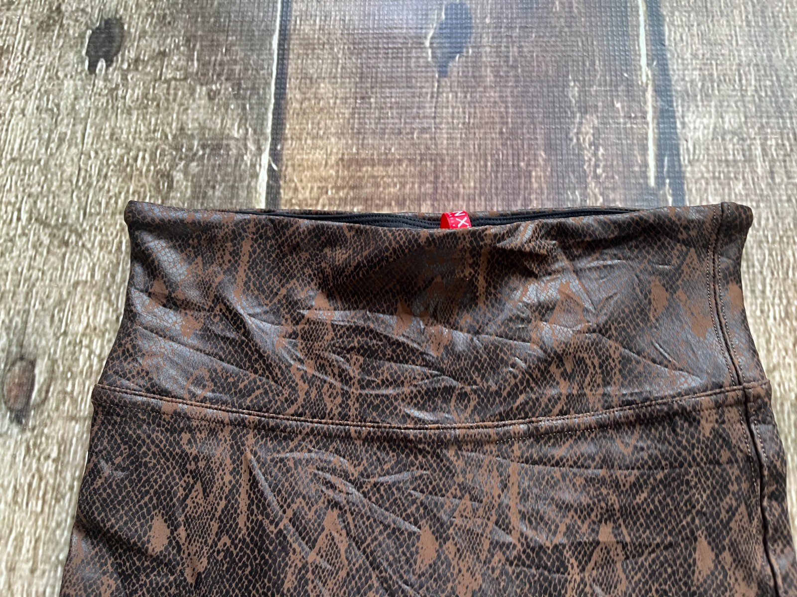 SPANX SNAKE PYTHON LEGGINGS PANTS BROWN WOMENS SI… - image 2