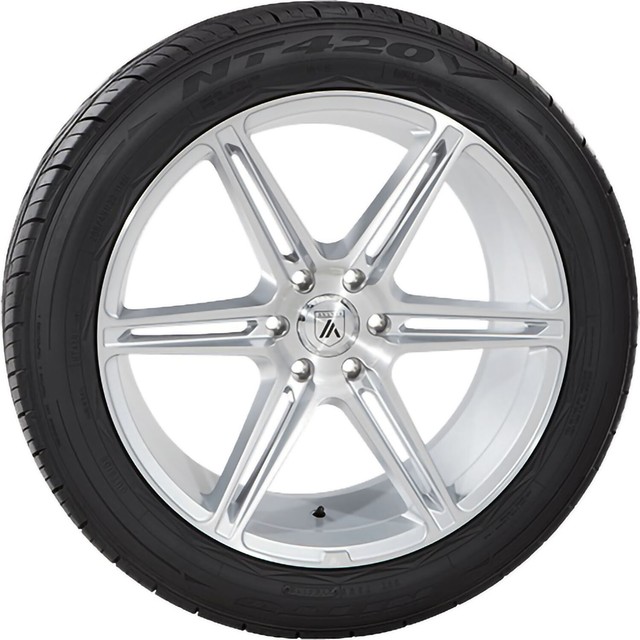 Nitto NT420V 305/40R22 Tire for sale online | eBay