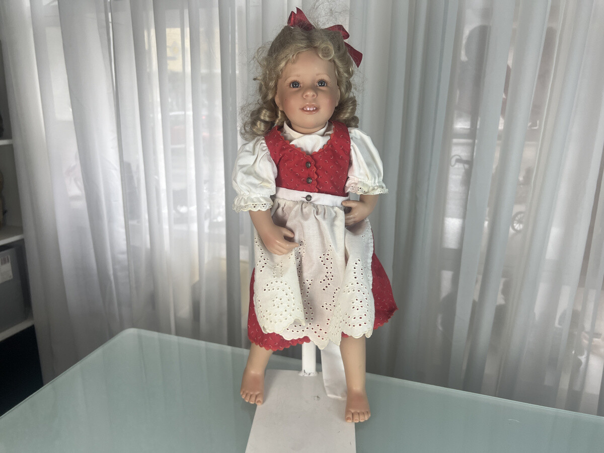 Muñeca artista vinilo niña Rosemarie Anna Müller muñeca 57 cm. Excelente estado