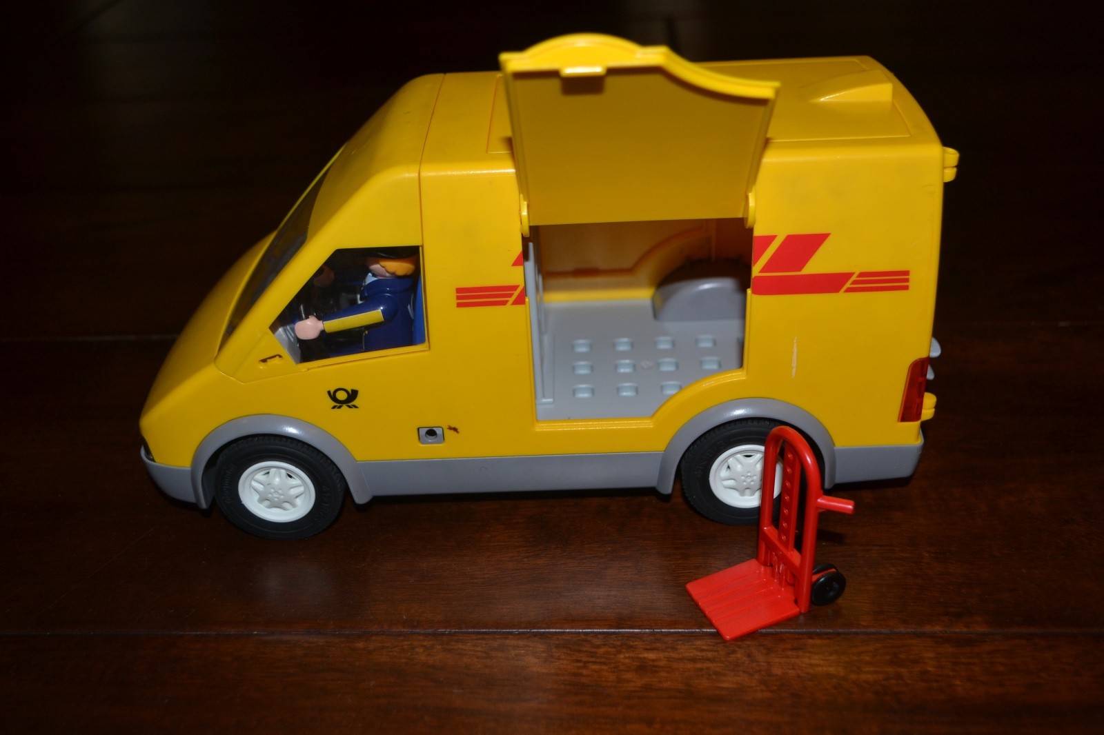 playmobil dhl truck