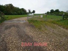 PHOTO  THE ROAD TO SPRING HILL HOUSE BEGBROKE THE SIGN READS 'PRIVATE ROAD. NO A