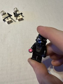 LEGO Star Wars Darth Vader Light-Up Lightsaber WRONG HELMET NO SABER