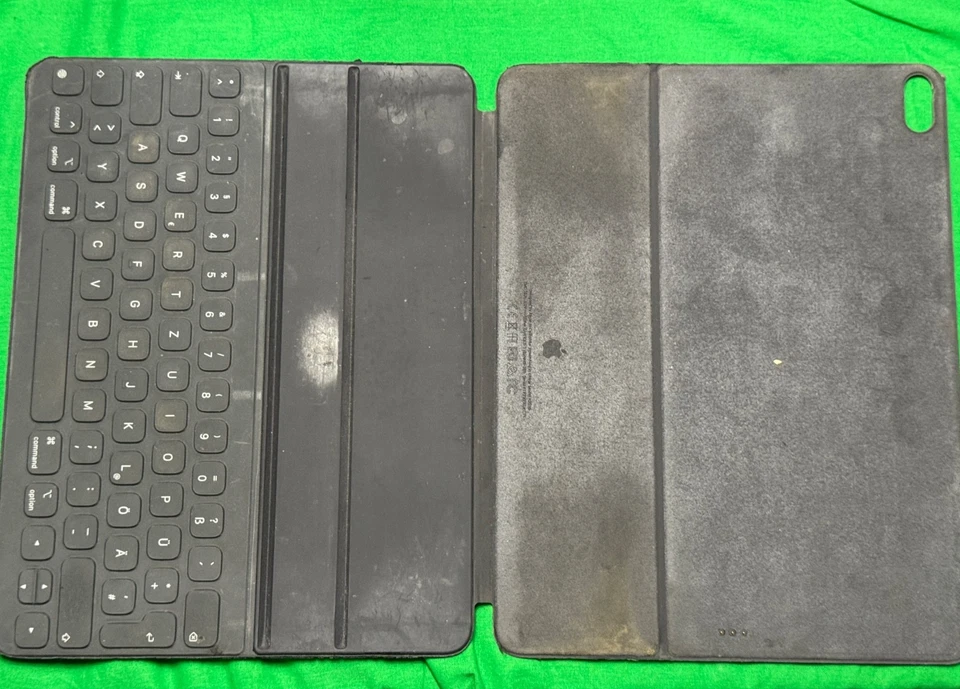 Apple A2039 Smart Keyboard Folio iPad Pro 12,9" Gen. 3 stark gebraucht QWERTZ DE