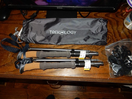 TREKOLOGY Trek-Z Batons de Trekking Triple Pliable - Bâton de arche TREKOLOGY Trek-Z Batons de Trekking Triple Pliable - Bâton de arche
