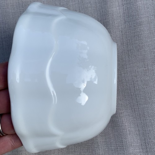 One Pier 1 Imports "Classico" Soup or Cereal Porcelain Bowl 6" White EUC - Picture 5 of 9