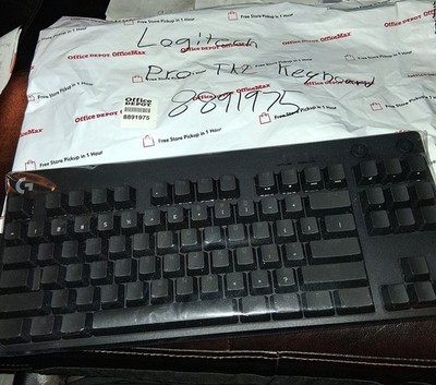 New Sealed! Logitech G Pro Mechanical Gaming Keyboard 920-009388