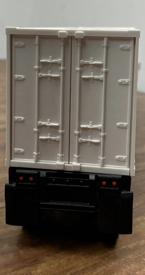 Diecast RARE Boley Peterbilt Pamida Store Semi Truck and Trailer Plastic White - Image 4 of 4