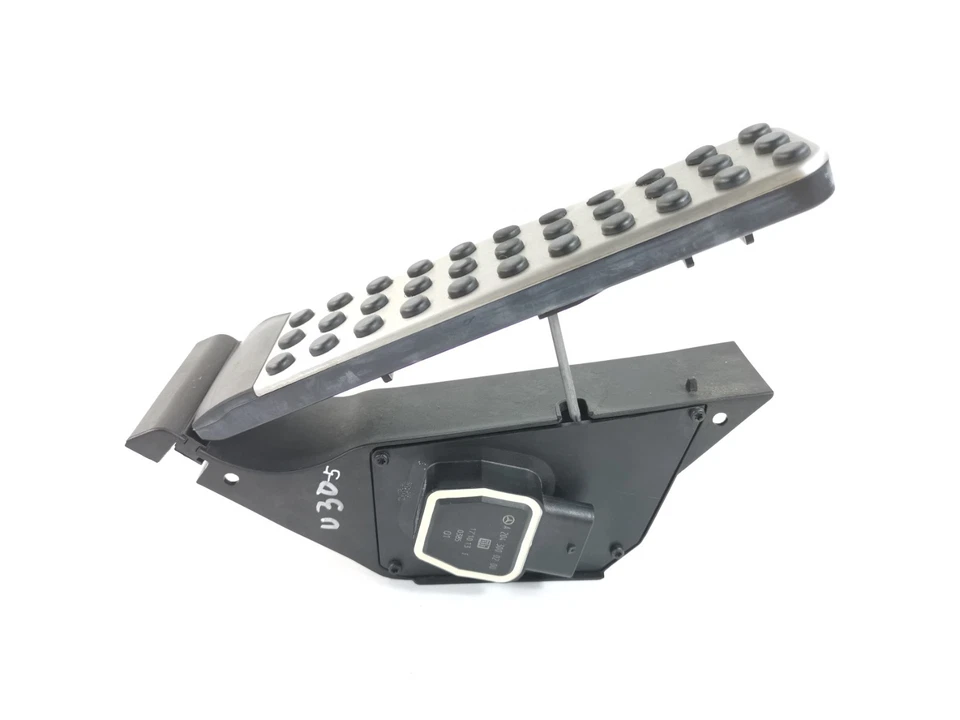 Pedal acelerador acelerador de acelerador de gasolina Mercedes-Benz CLS550 4.7 2014 A2043000200 OEM Foto 4 de 4