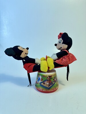 Mickey & Minnie Mouse Club Heart Wind Up Musical Seesaw Spinning 1985