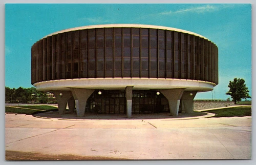 Postcard Student Services Building Bowling Green State Univ. Ohio *C7782 - Picture 1 of 2
