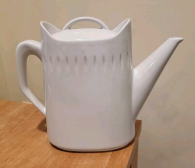 ERNEST SOHN CREATIONS Coffee Pot  ESQUIRE  Narrow Design  MCM Collectible  1963?