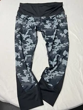 Active Life women's black & White gray camo leggings 3 pockets size MD Look New