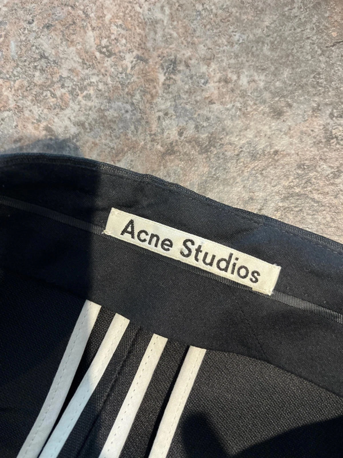 Gonna allineata nera Acne Studios. Taglia 38