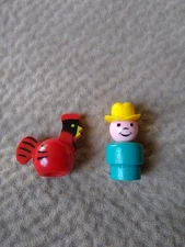 Vintage Wooden Fisher Price Little People Farmer Yellow Cowboy Hat & Red Rooster