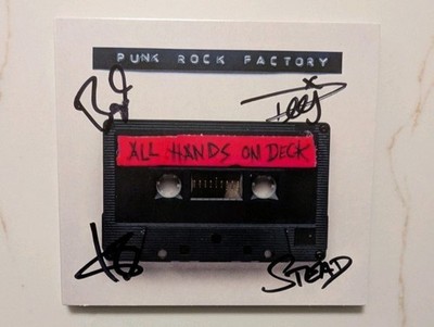 Punk Rock Factory - All Hands On Deck - Original signierte CD