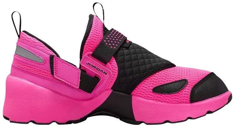 Jordan Trunner LX Pink Blast Black W