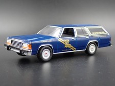 1987 87 FORD LTD CROWN VIC WAGON LOUISIANA STATE POLICE CSI 1:64 SCALE MODEL CAR