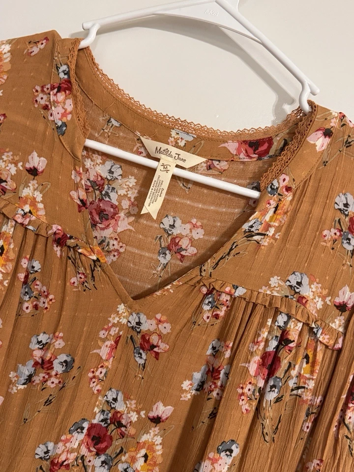 Женское платье бохо с цветочным узором Matilda Jane горчичное причудливое с кисточками кружевное размер M - Изображение 2 из 4