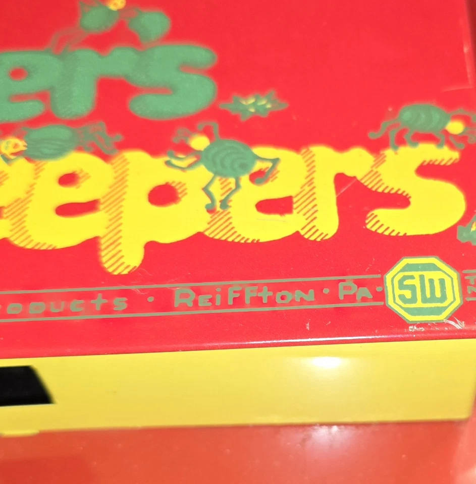 Raro De Colección Productos S&W Jeepers Creepers Bug Racing Juego Lata Litografía Reigton PA Foto 4 de 4