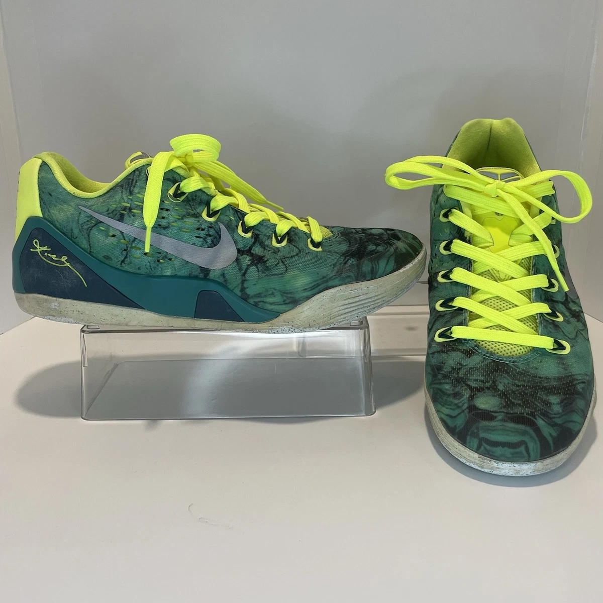 Nike KOBE 9 EM LOW EASTER 1/3 CMF SAMPLE Double Signature 100% authentic Nike Kobe Bryant Signed Nike Kobe 9 EM Easter | Size 11.5  main image 3