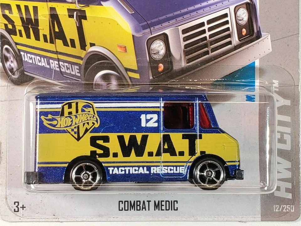 Hot Wheels S.W.A.T. 2013 Símbolo de caza del tesoro Combat Medic azul metálico 12/250 Foto 2 de 4