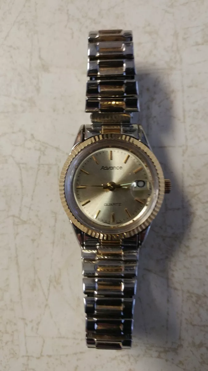 Vintage advance quartz watch cheap