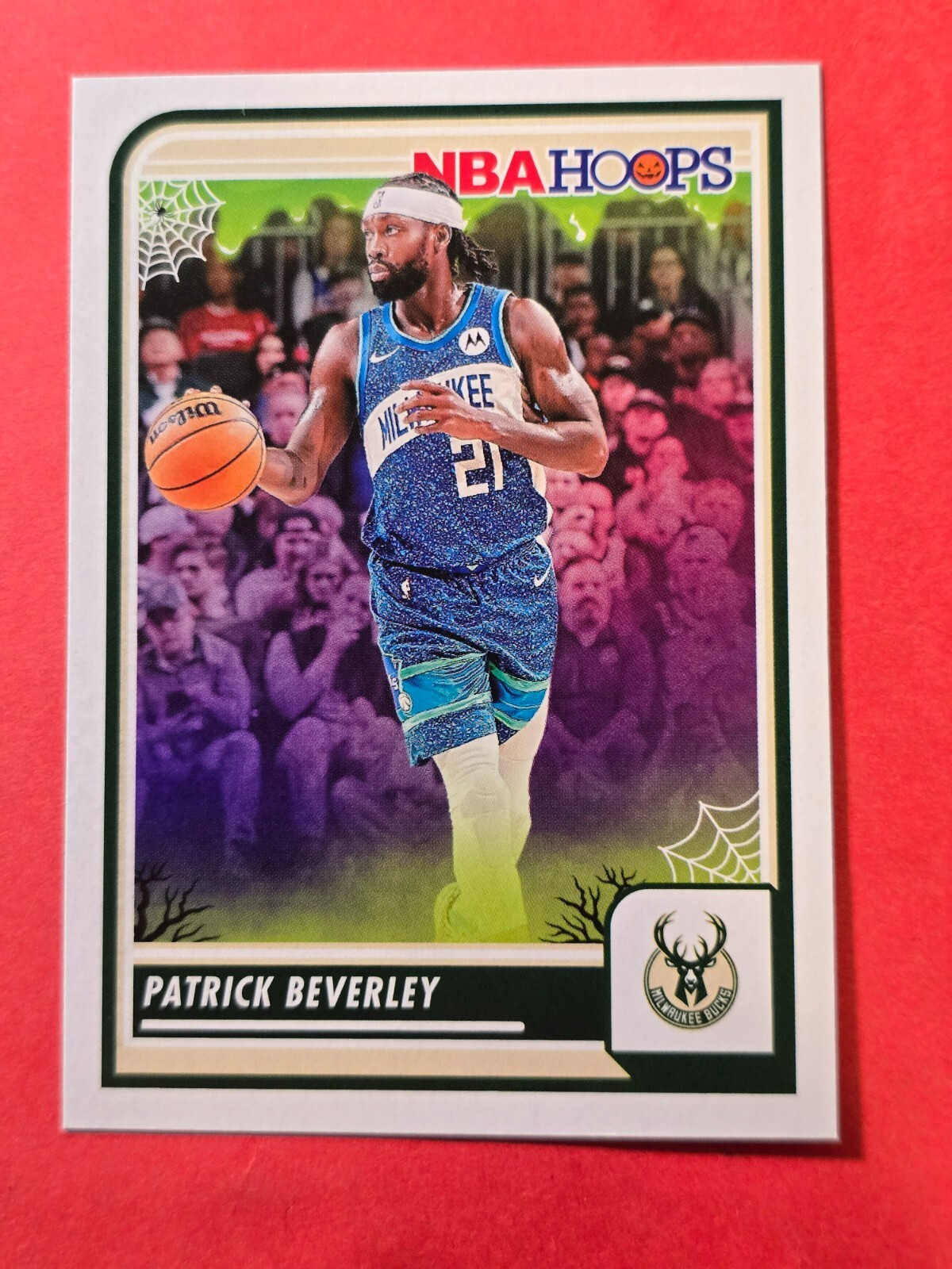 2023-24 Hoops Haunted Hoops #6 Patrick Beverley, cd1