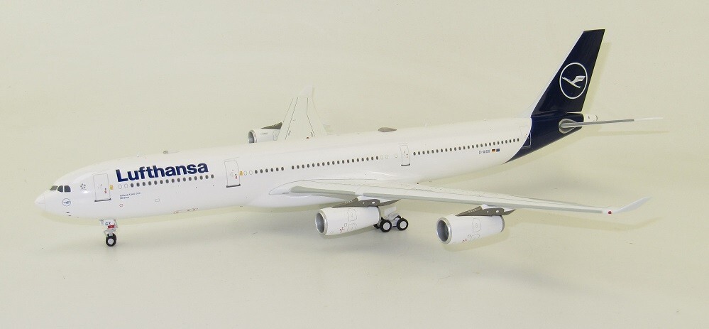 AIRBUS A340-300 LUFTHANSA REG: D-AIGX WITH STAND - JFOX JF