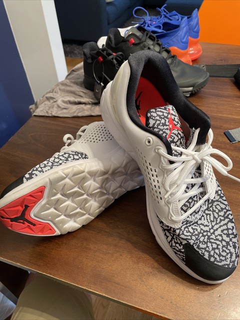 Jordan Trainer ST White Infrared 23 for 