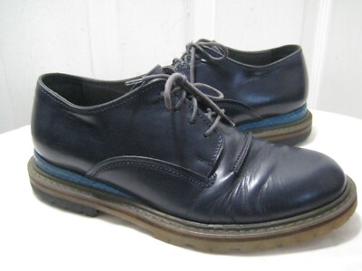 LANVIN ELAPHE-TRIMMED NAVY BLUE LEATHER DERBY SHOES MEN display picture 3