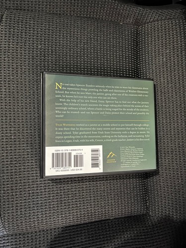 JANITORS - AUDIO BOOK ON CD (2011) Tyler Whitesides Fantasy Fiction - Picture 3 of 3